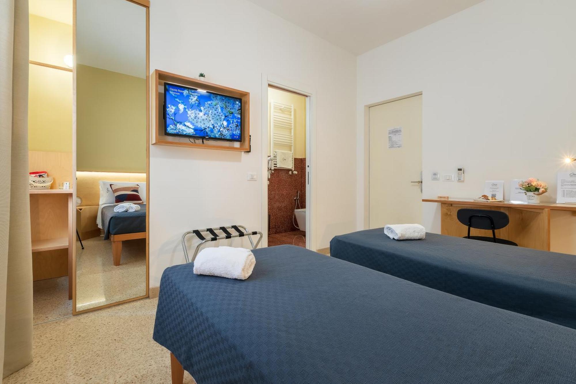 Ciccio Rooms And Breakfast - Self Check-In Palermo Kültér fotó
