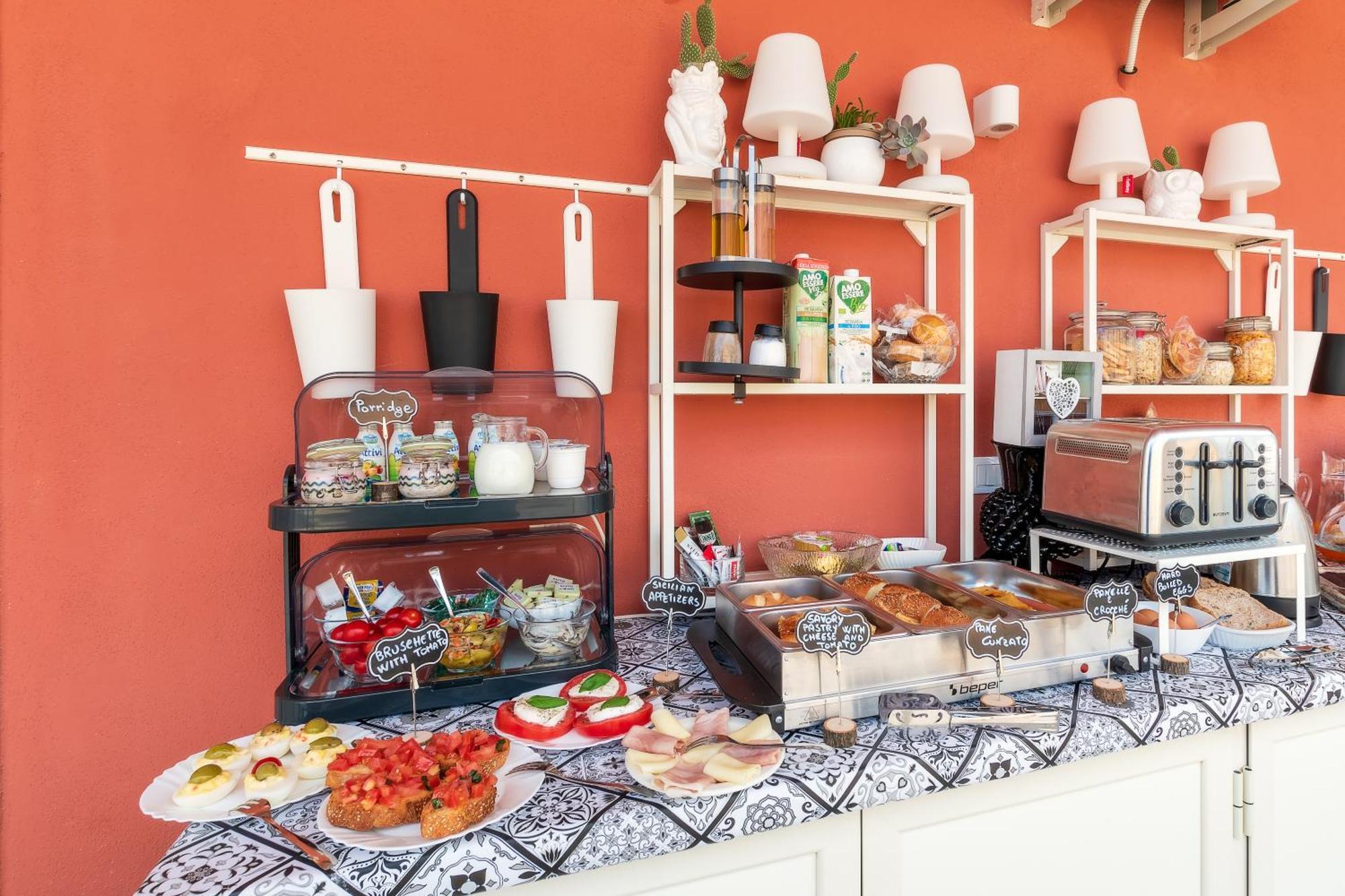 Ciccio Rooms And Breakfast - Self Check-In Palermo Kültér fotó